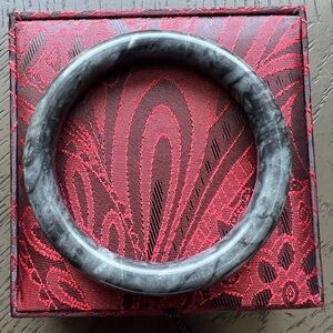 Wuji Jade hard bangle SIZE 61mm